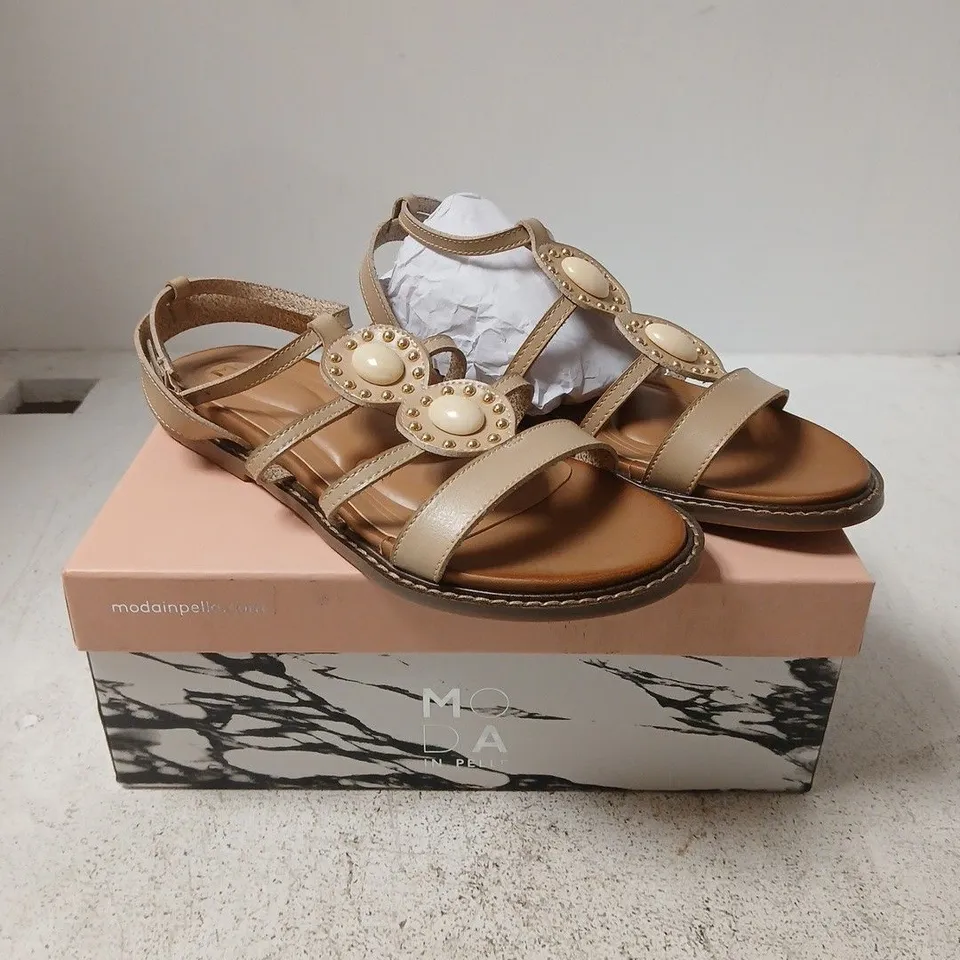 MODA IN PELLE LYSANDRA BEIGE SANDALS – UK 7