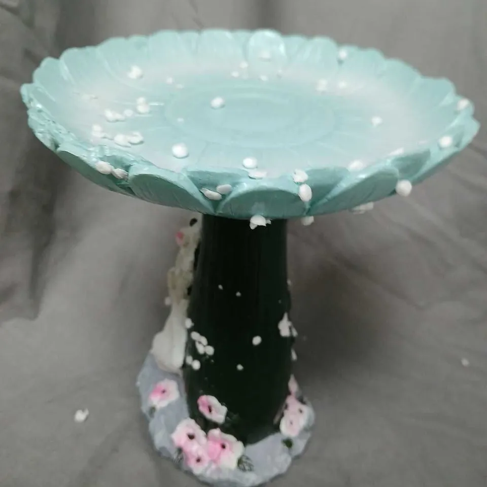 GARDEN BIRD BATH WITH RABBIT FIGURE ON ROCK BASE, TURQUOISE BOWL