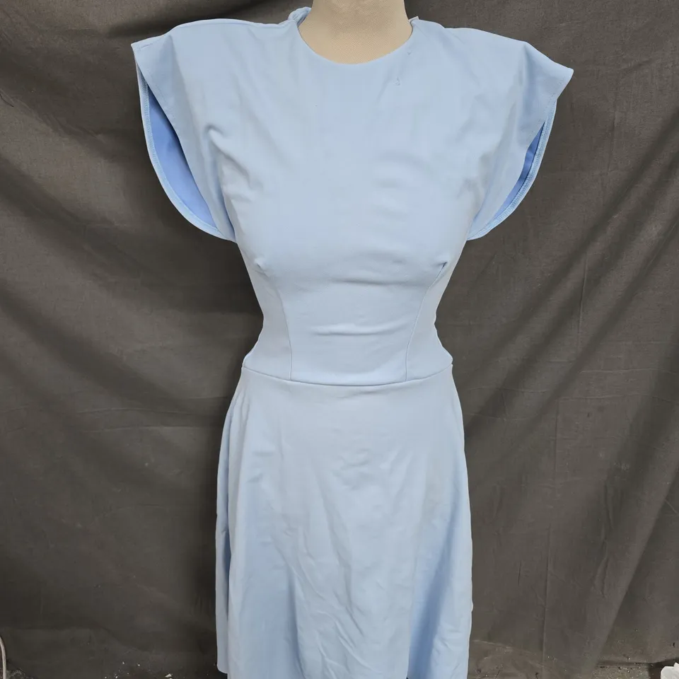 CLUB LONDON LINDA HIGH NECK CAP SLEEVE MIDI DRESS IN POWDER BLUE SIZE 8