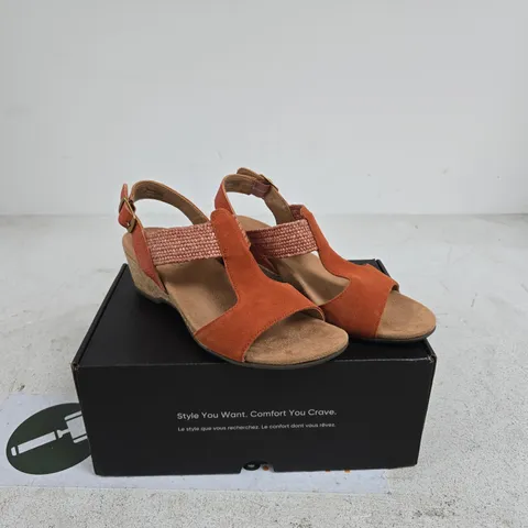 VIONIC WOMEN'S ORANGE CORK WEDGE SANDALS UK 6