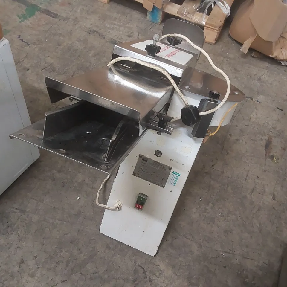 MONO HG/41281 COMMERCIAL BREAD SLICER