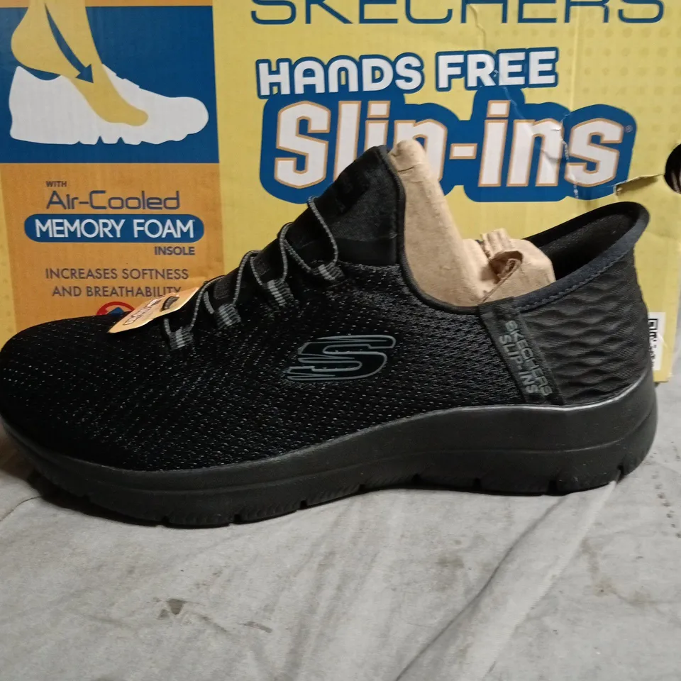 SKECHERS SLIP-INS HANDS FREE SLIP-ONS – BLACK, MEMORY FOAM INSOLE - UK 4