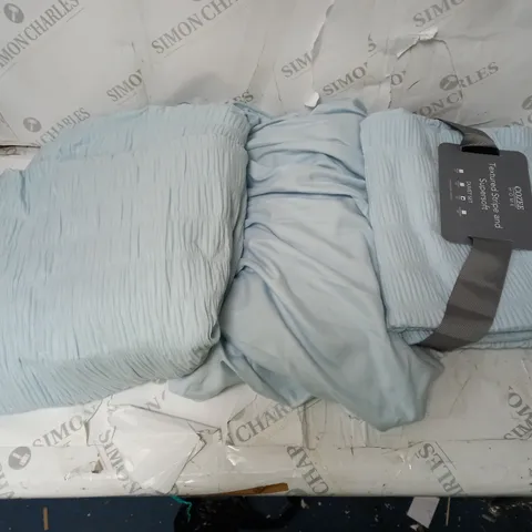 BOXED COZEE HOME STRIPED SOFT 6 PIECE SUPER KING SET BLUE