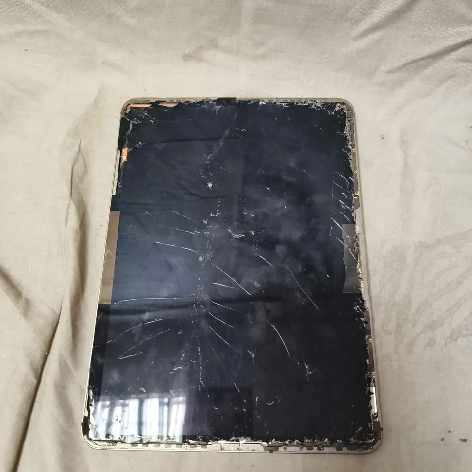 APPLE IPAD TABLET - A2230