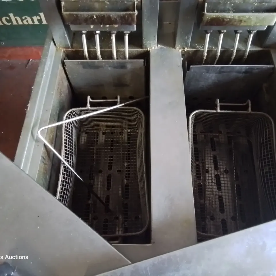 FALCON ELECTRIC TWIN TANK DEEP FAT FRYER Model E1848