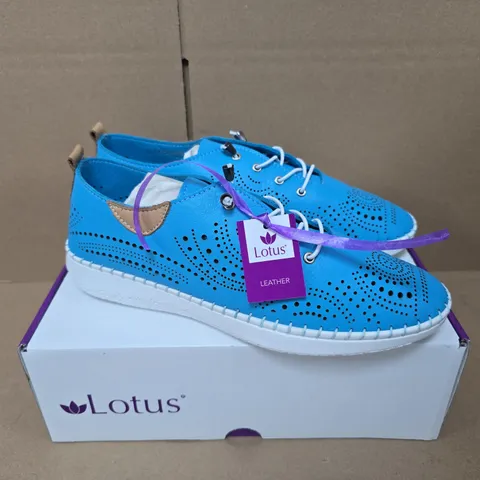BOXED PAIR OF LOTUS TASIA BLUE LEATHER TRAINERS - EU 40