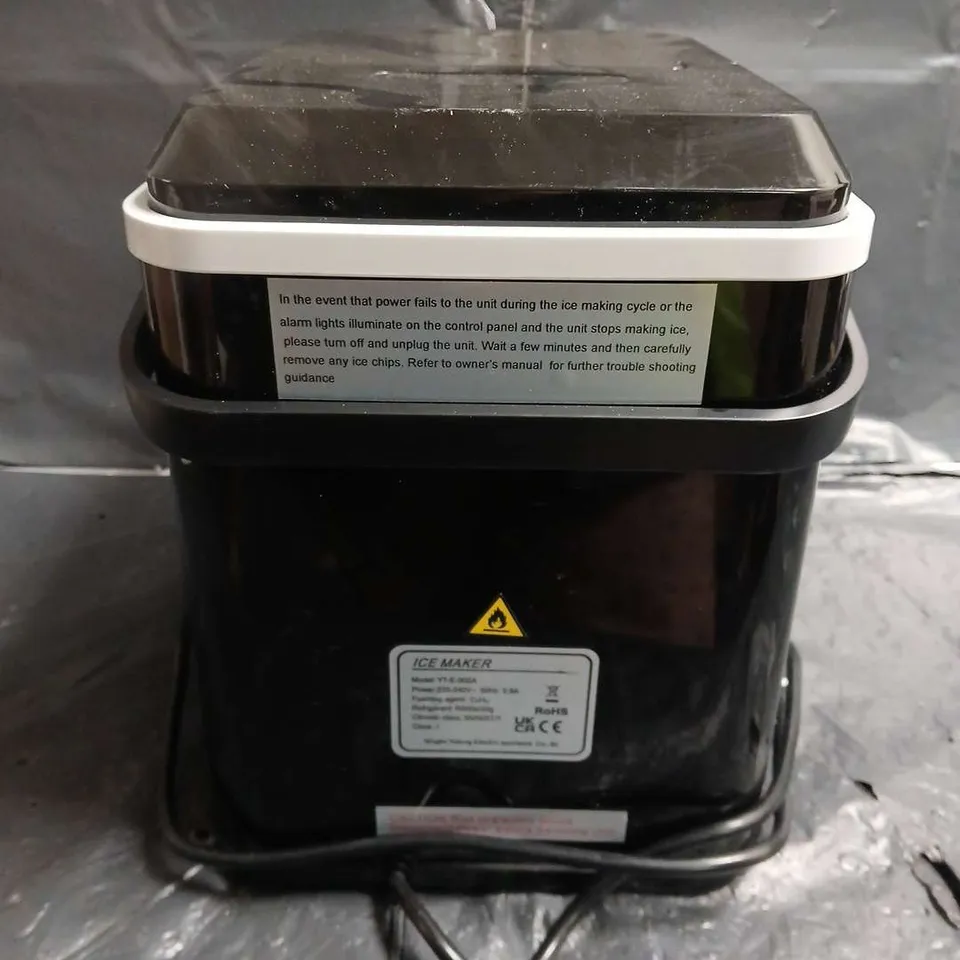 ICE MAKER – MODEL YT-E-002A - COLLECTION ONLY