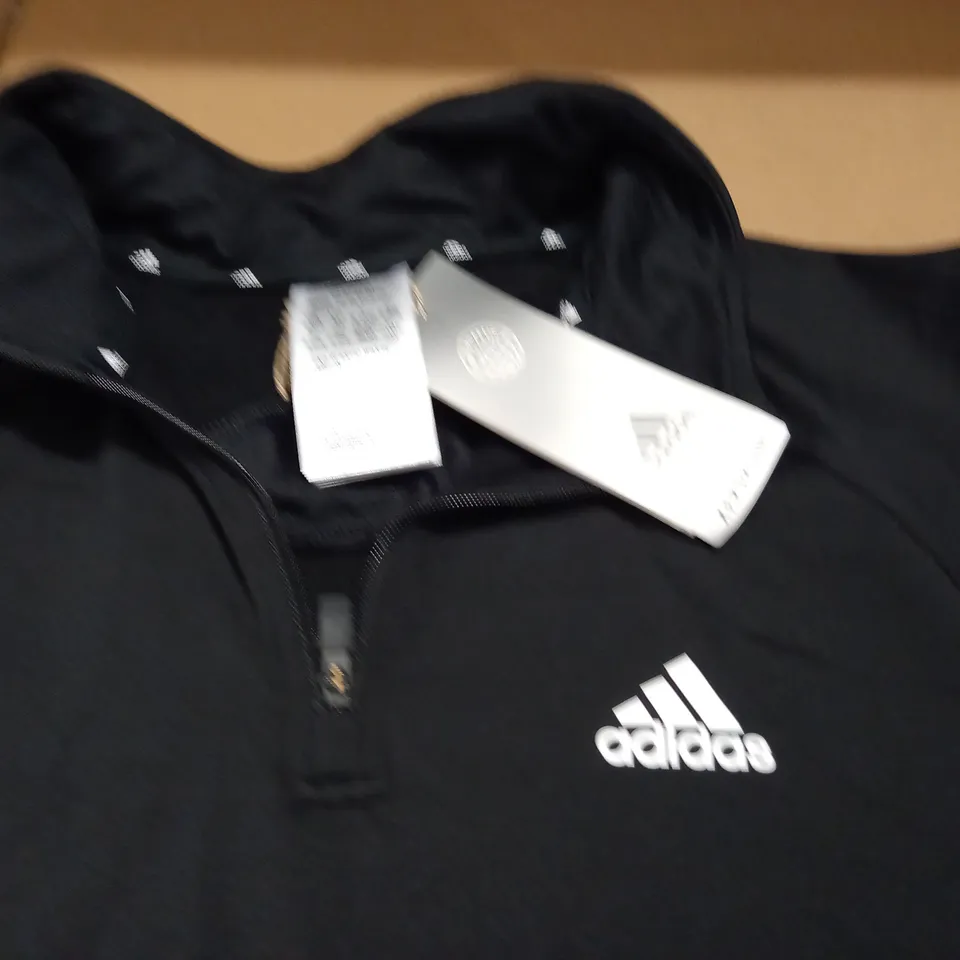 ADIDAS QUARTER ZIP TRAINING TOP - UK M 12-14