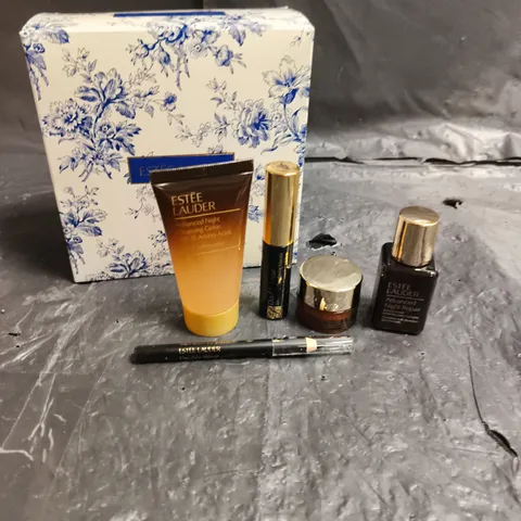 ESTEE LAUDER ADVANCED NIGHT REPAIR GIFT SET – SKINCARE COLLECTION IN BLUE FLORAL BOX