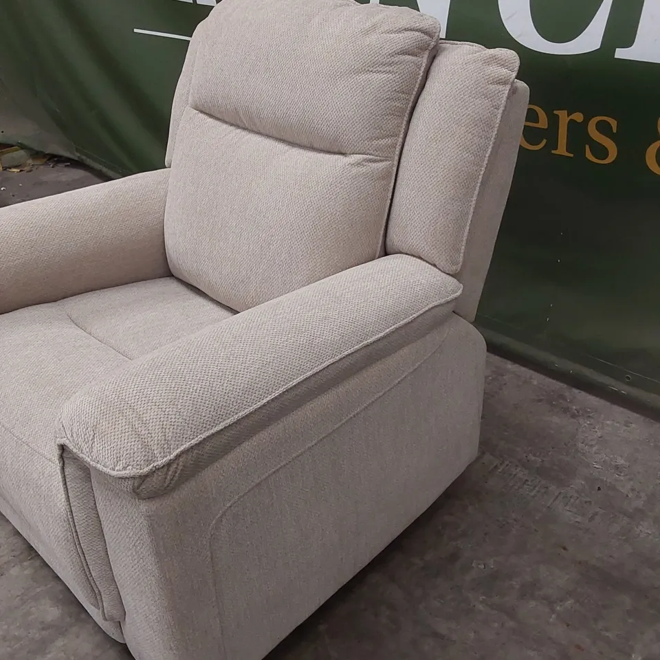 MIRO FABRIC MANUAL RECLINER CHAIR RRP £599