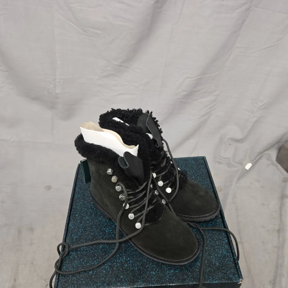 EMU AUSTRALIA BILLINGTON BOOTS – BLACK WATERPROOF SUEDE, MERINO WOOL LINING, UK 6