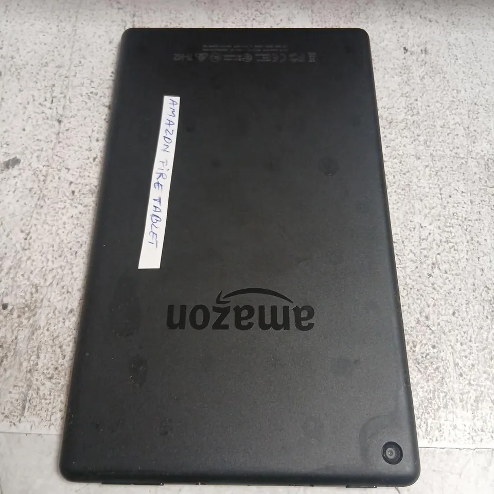 AMAZON FIRE TABLET – BLACK, CRACKED SCREEN