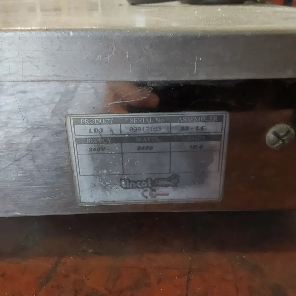 LINCAT SEAL ELECTRIC FOOD WARMER WITH GANTRY LD3