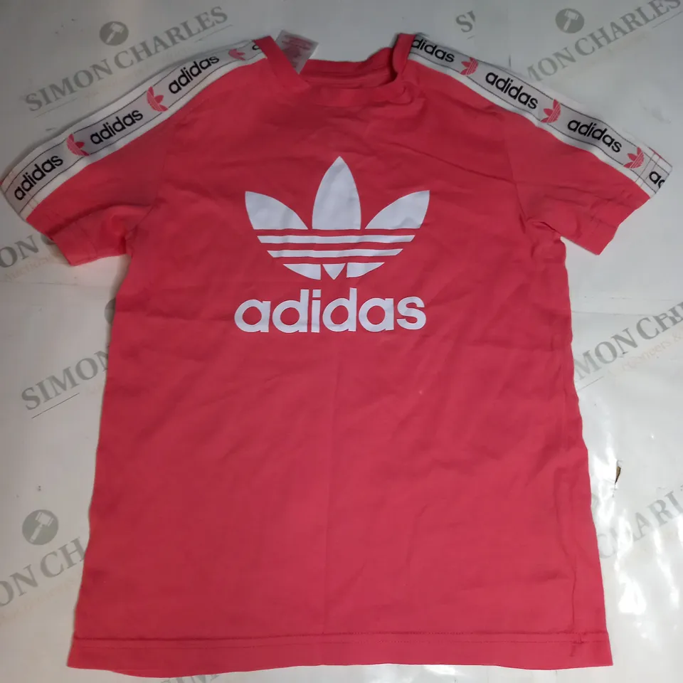 ADIDAS ORIGINAL GRAPHIC T-SHIRT SIZE 7-8 YEARS