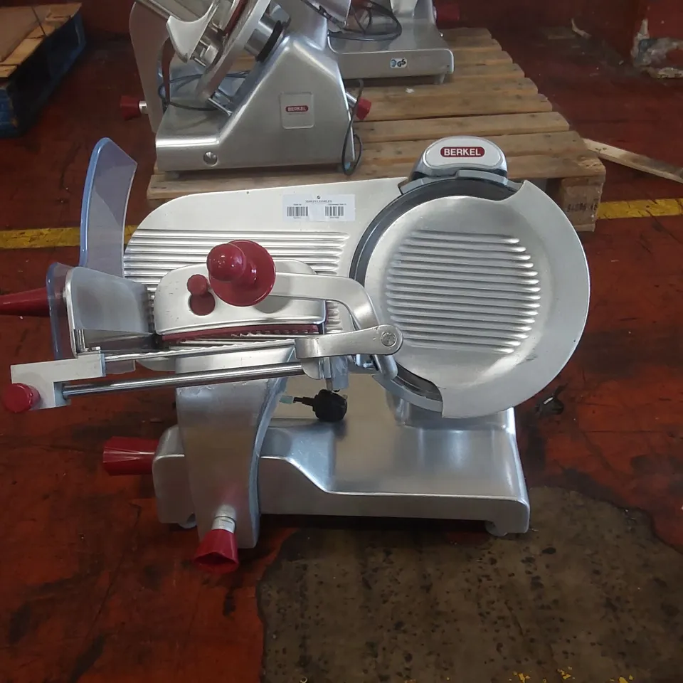 BERKEL COMMERCIAL MEAT SLICER