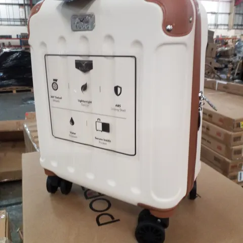 BOXED LUGG 15" TRAVEL CABIN BAG - CREAM WITH BROWN