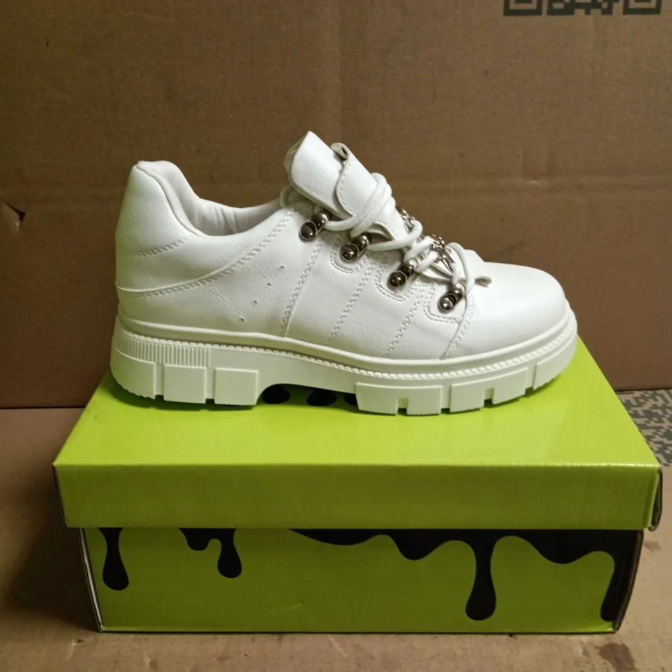KOI KIDZ LIL RIMO CORE TRAINERS WHITE SIZE 3
