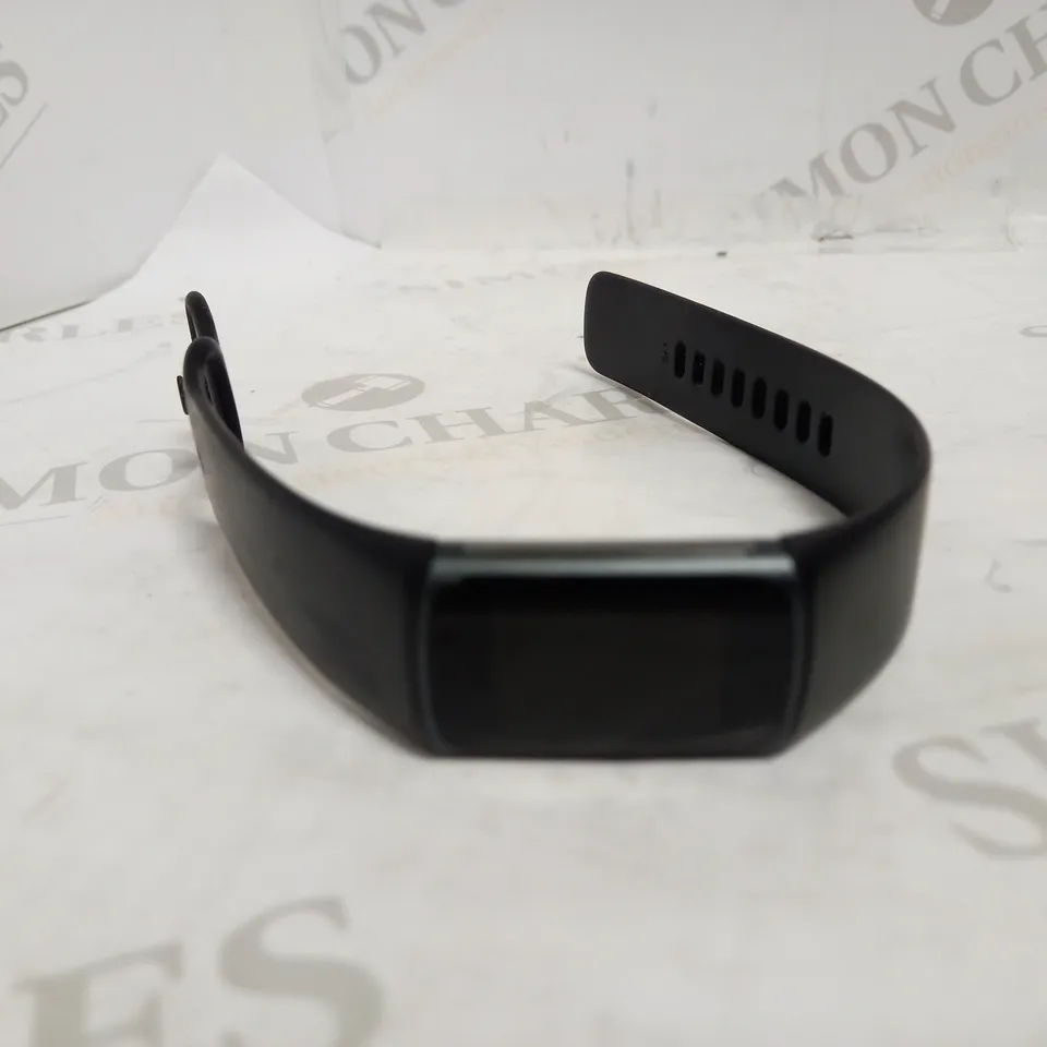 FITBIT CHARGE 5 HEALTH TRACKER WATCH