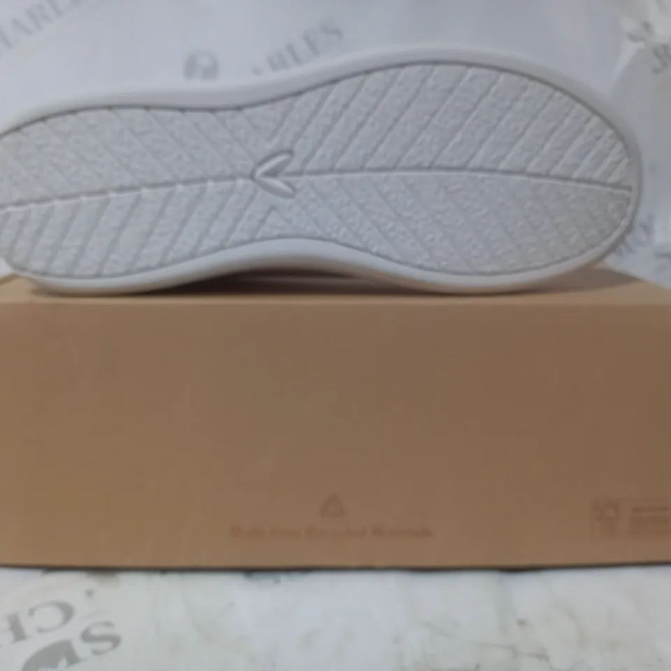 BOXED PAIR OF VIVAIA SHOES IN WHITE EU SIZE 38