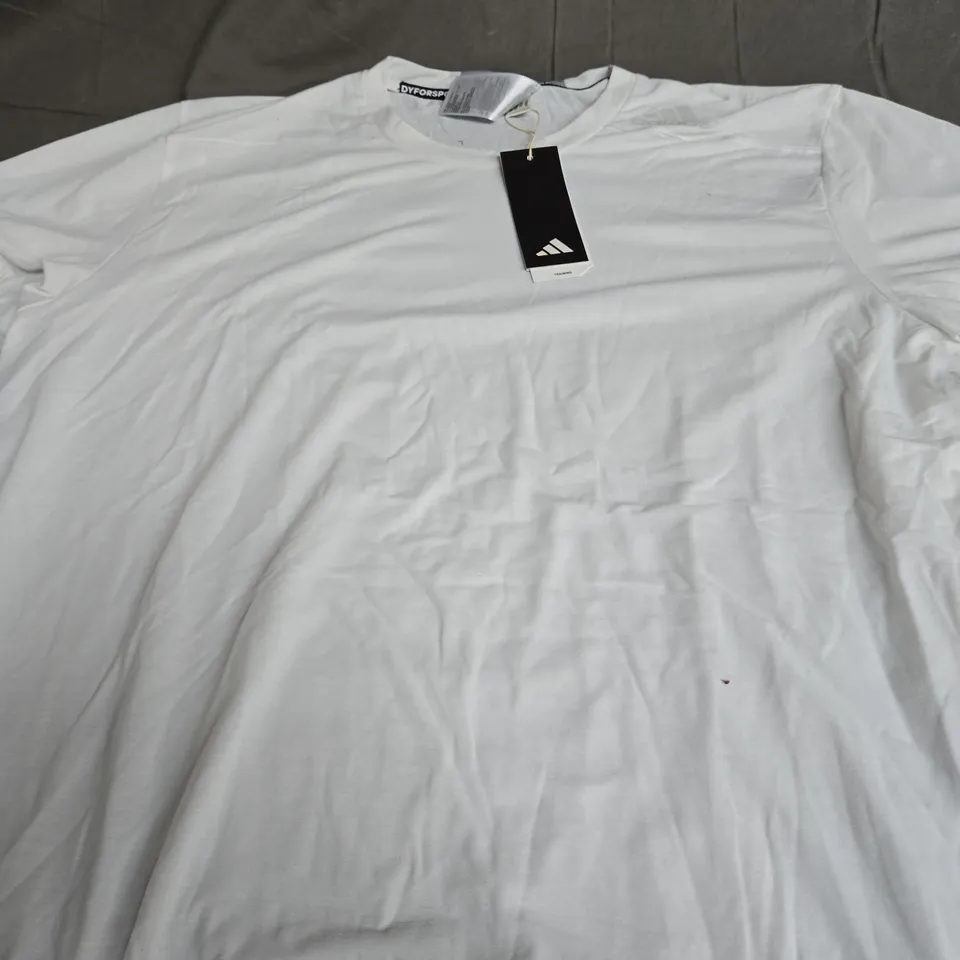 ADIDAS CASUAL TEE SIZE XL