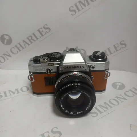 OLYMPUS CM10 VINTAGE CAMERA & CASE