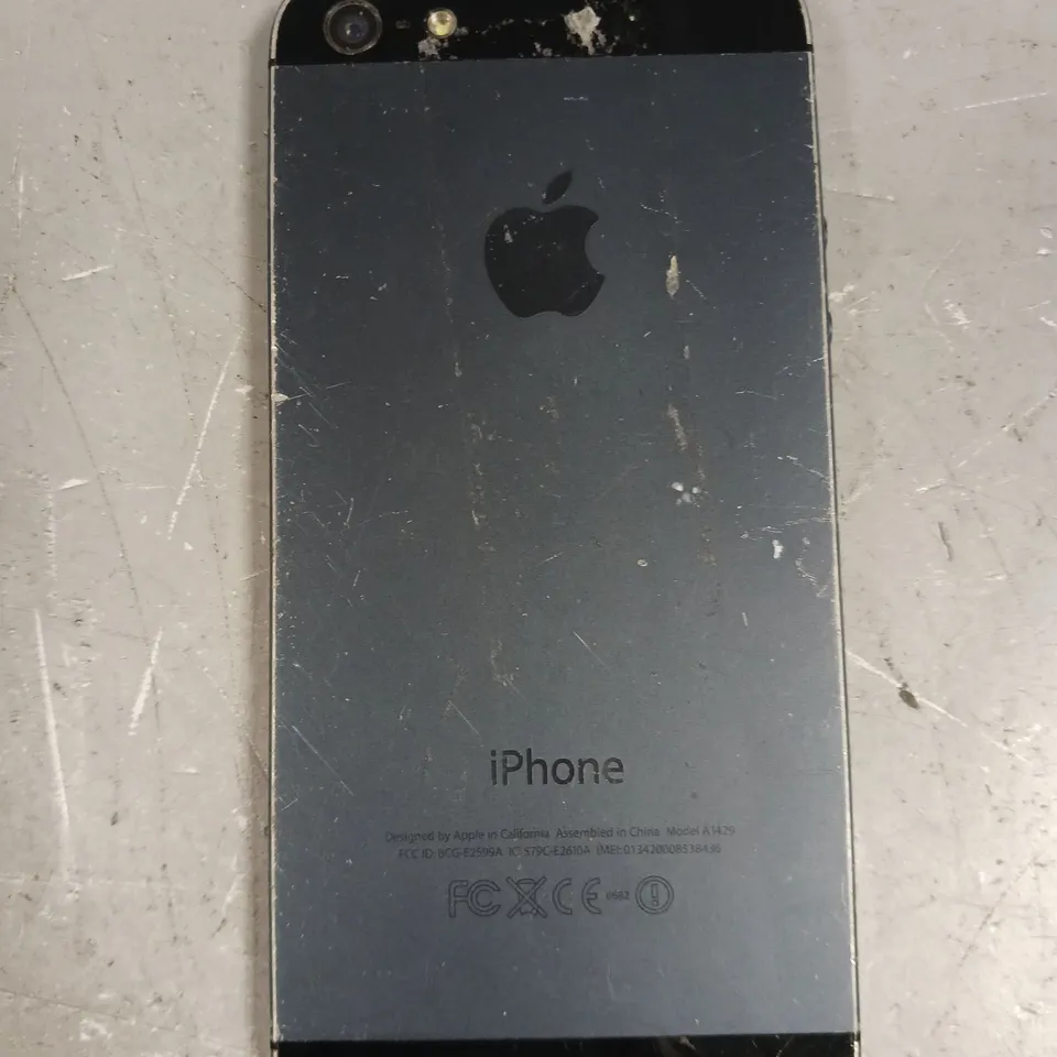 APPLE IPHONE 5 SMARTPHONE 