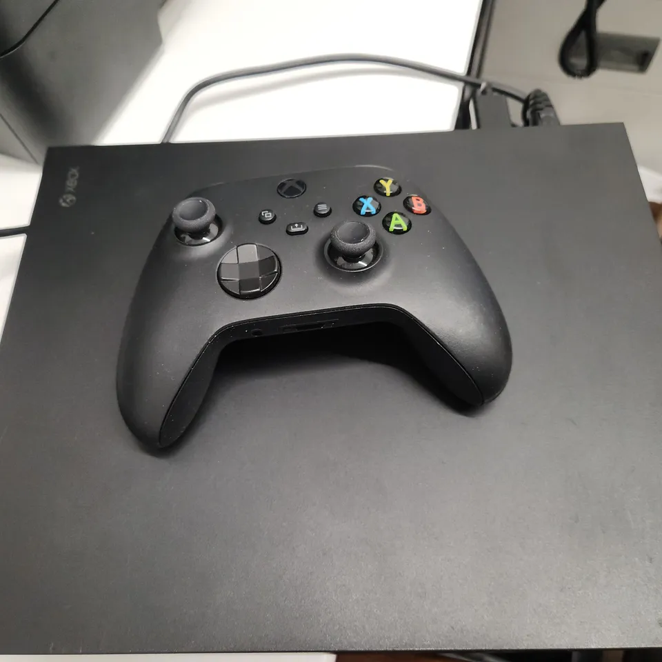 XBOX 1 X 1TB GAMES CONSOLE - BLACK