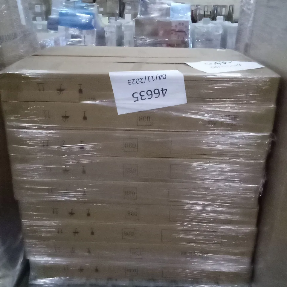 PALLET OF APPROXIMATELY 18 L-SHAPED COMPUTER DESKS 