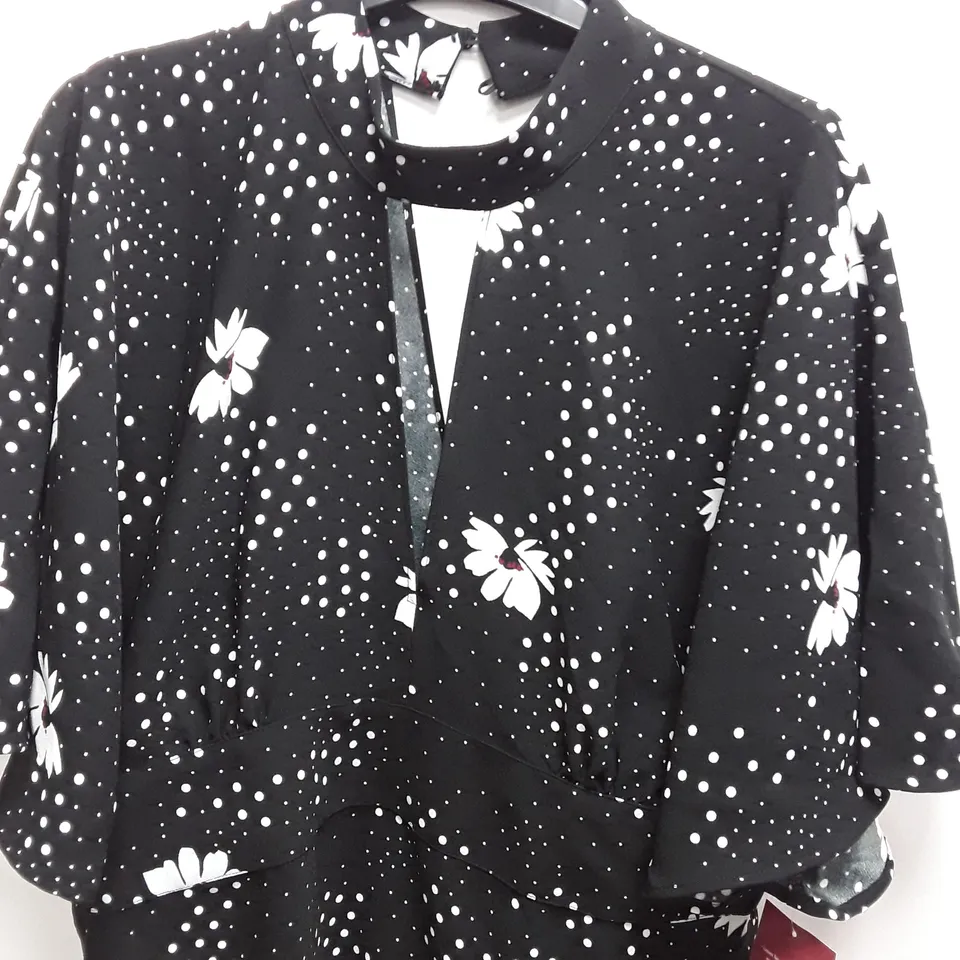 TRUTH & FABLE BLACK FLORAL PRINT DRESS - 3XL