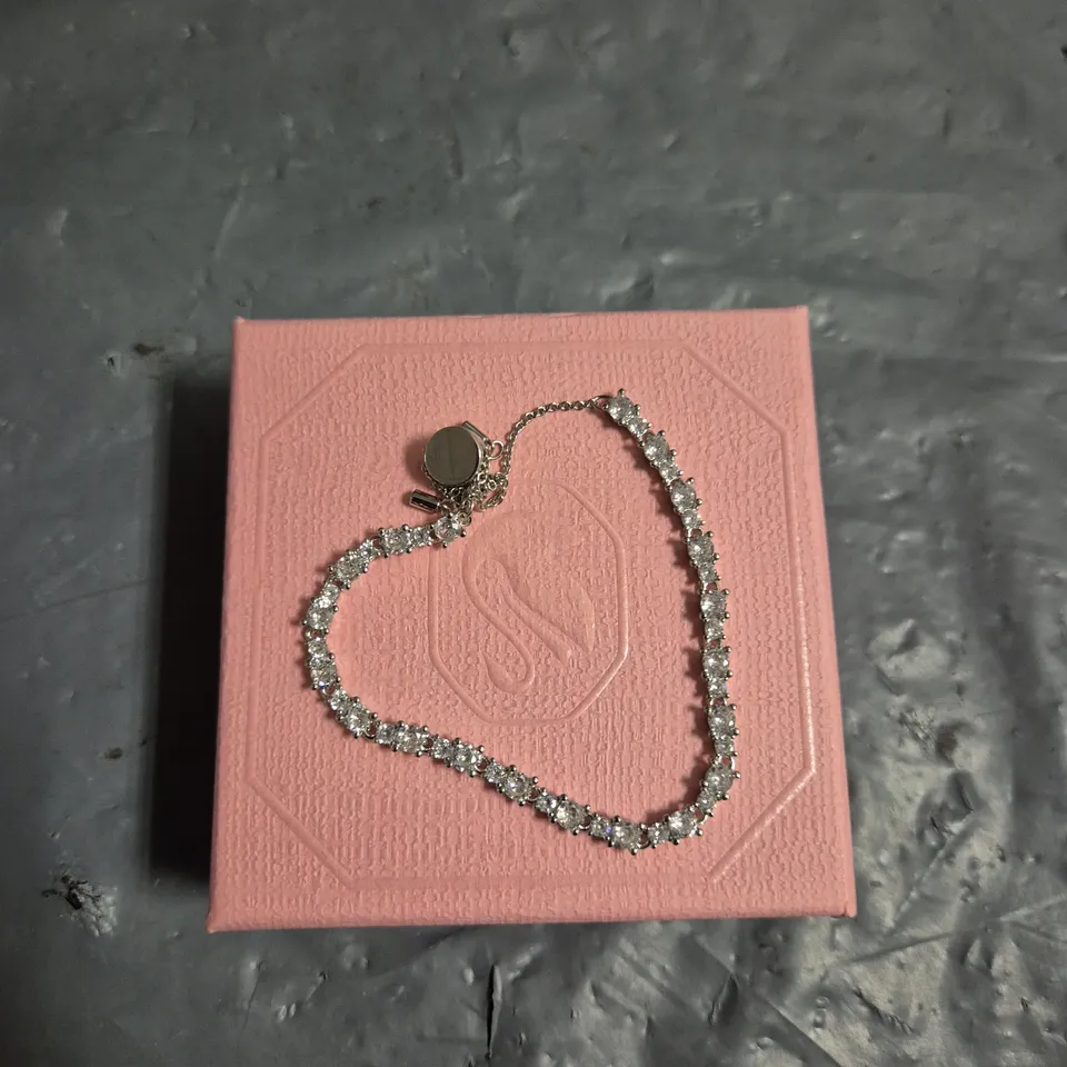 BOXED SWAROVSKI MATRIX TENNIS BRACELET