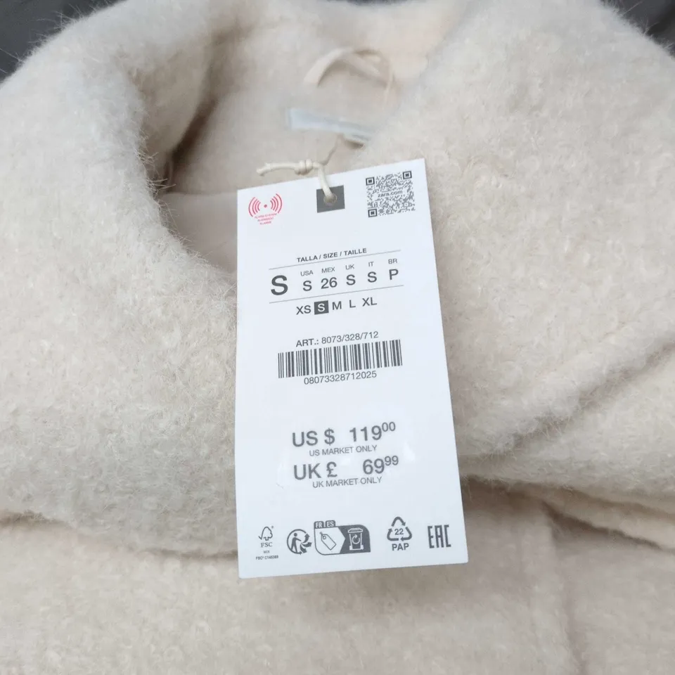 ZARA FAUX FUR COAT – CREAM, SIZE S (EU/USA S), MADE IN CAMBODIA