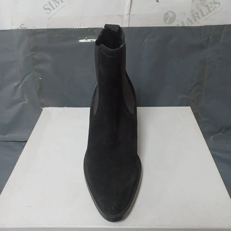 BOXED PAIR OF WOMENS BLACK SUEDE ANKLE BOOTS SIZE 36