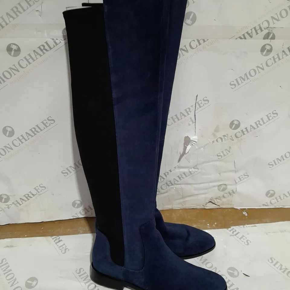 BOXED CLARKS DAINA RAE NAVY SUEDE BOOTS SIZE 6.5