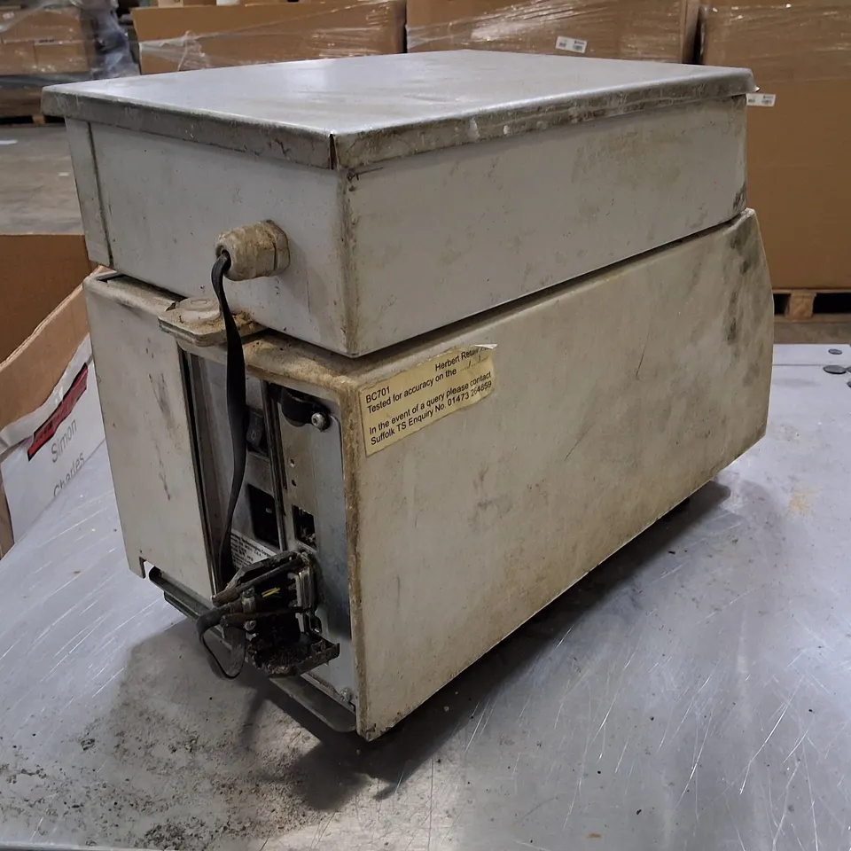 HERBERT BC-702 CHECK-WEIGHING SCALE & LABELER