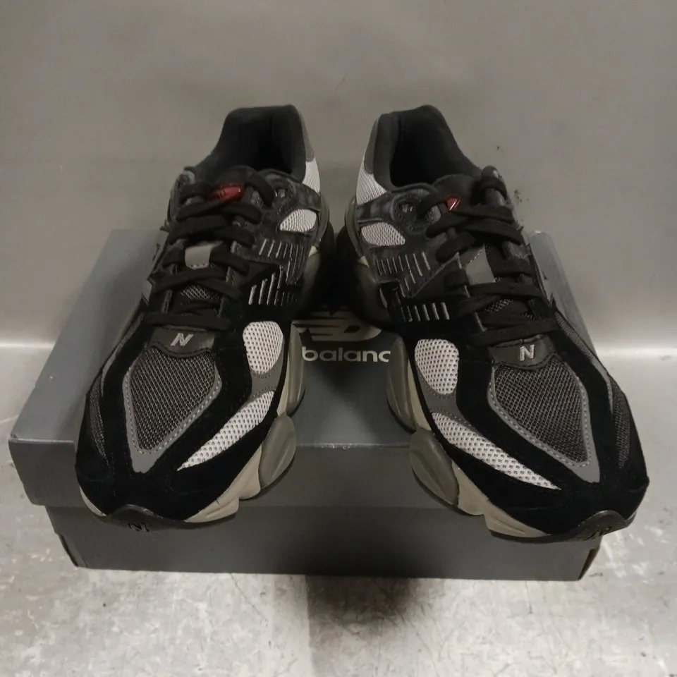 BOXED PAIR OF NEW BALANCE 9060 TRAINERS - 9