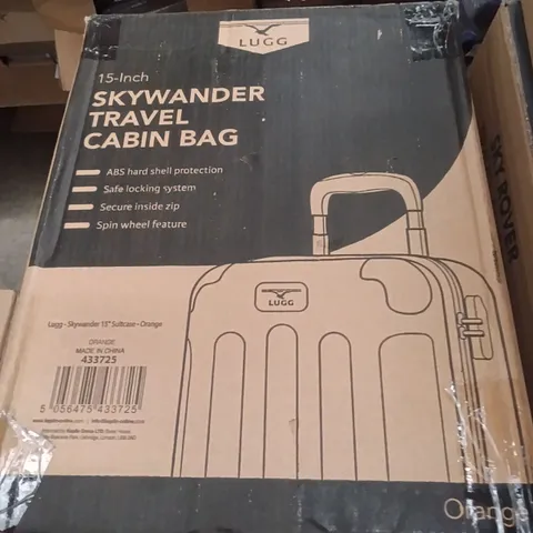  BOXED LUGG TRAVEL SUITCASE