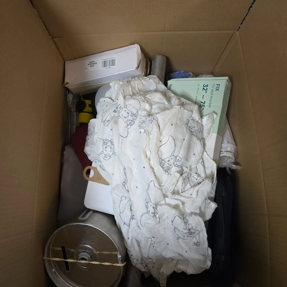 BOX OF APPROXIMATELY 15 ASSORTED ITEMS INCLUDUING A PET FOUNTAIN, A ZERO SHOES DRYER AND A TV WALL BRACKET