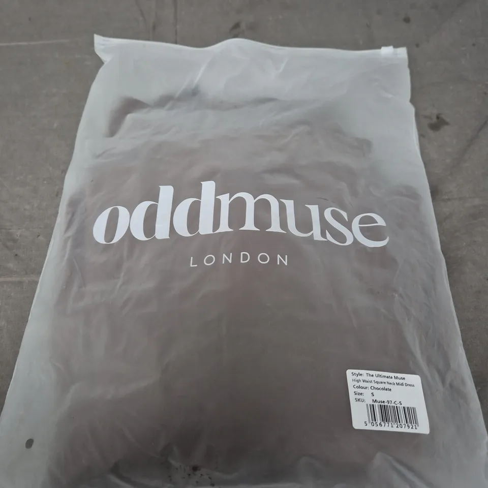 ODDMUSE LONDON THE ULTIMATE MUSE HIGH WAIST SQUARE NECK MIDI DRESS – CHOCOLATE – UK SIZE S