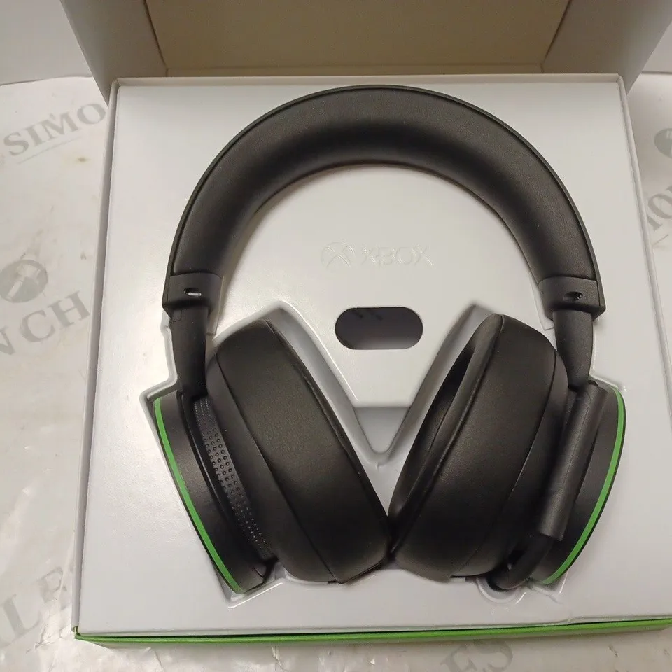 BOXED XBOX WIRELES HEADSET