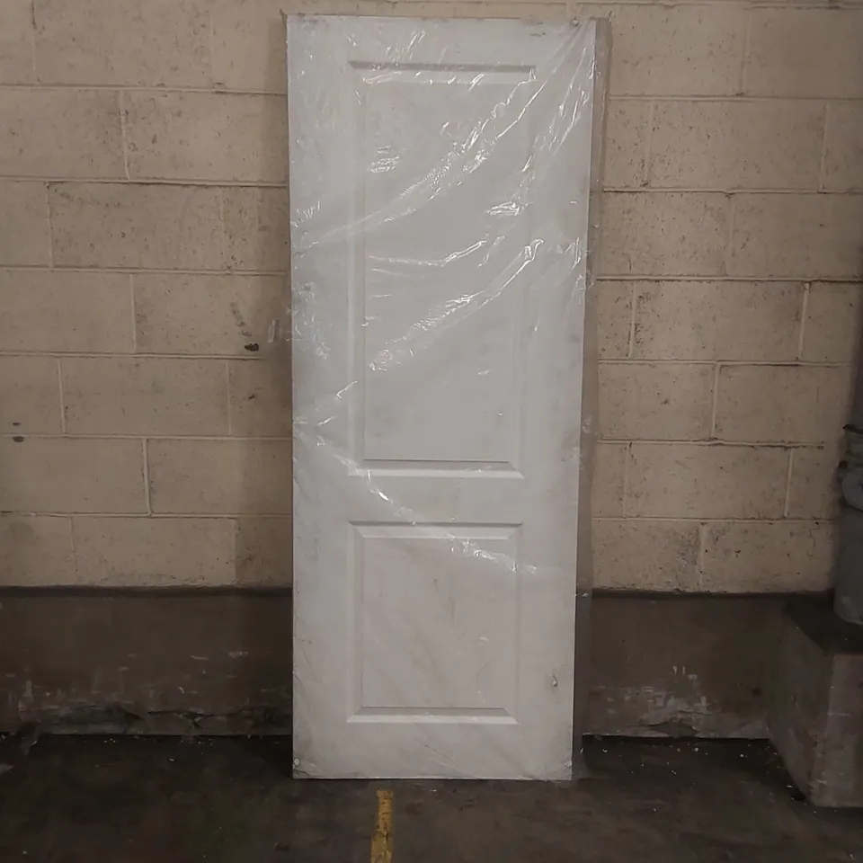 SOLID WOOD INTERNAL DOOR - APPROXIMATELY 198.2 x 76cm