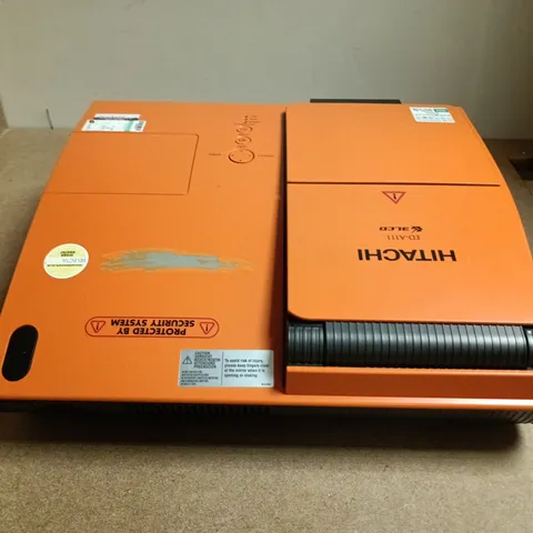 HITACHI ED-A110 LCD PROJECTOR