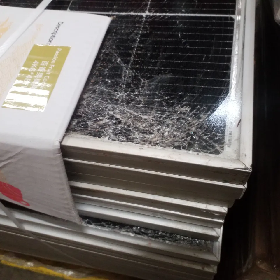 PALLET CONTAINING 30 SOLAR PANELS