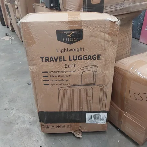 BOXED LUGG LIGHTWEIGHT TRAVEL SUITCASE
