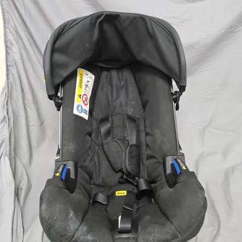DOONA INFANT CAR SEAT – BLACK