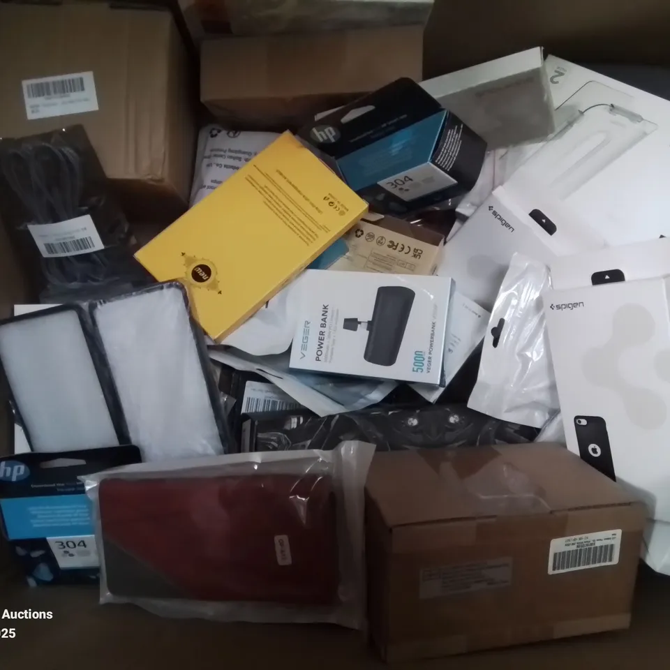 BOX CONTAINING LARGE AMOUNT OF MIXED BOXED ELECTRONIC ITEMS PHONE ACCESSORIES ETC.