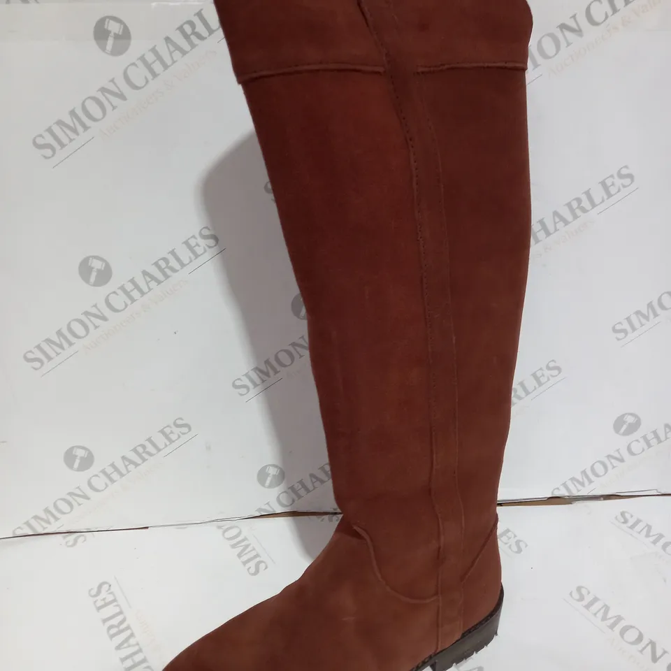 EMU AUSTRALIA HERVEY KNEE HIGH BOOT TAWNY SIZE 6