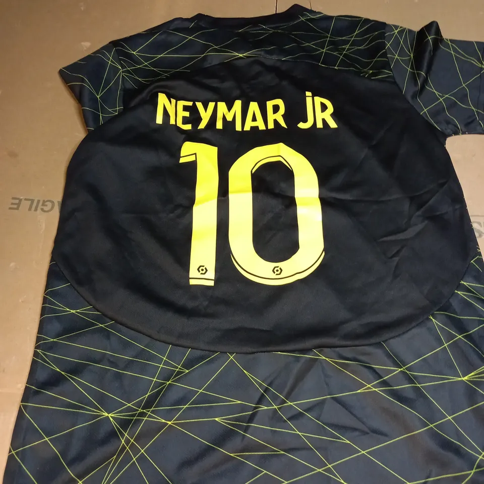 PSG FC FULL AWAY KIT WITH NEYMAR JR 10 ON THE BACK SIZE 28