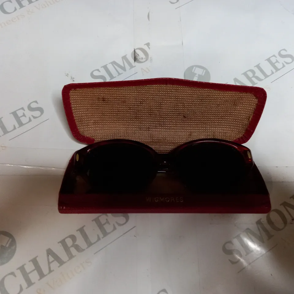WIGMORES TINTED SUNGLASSES 