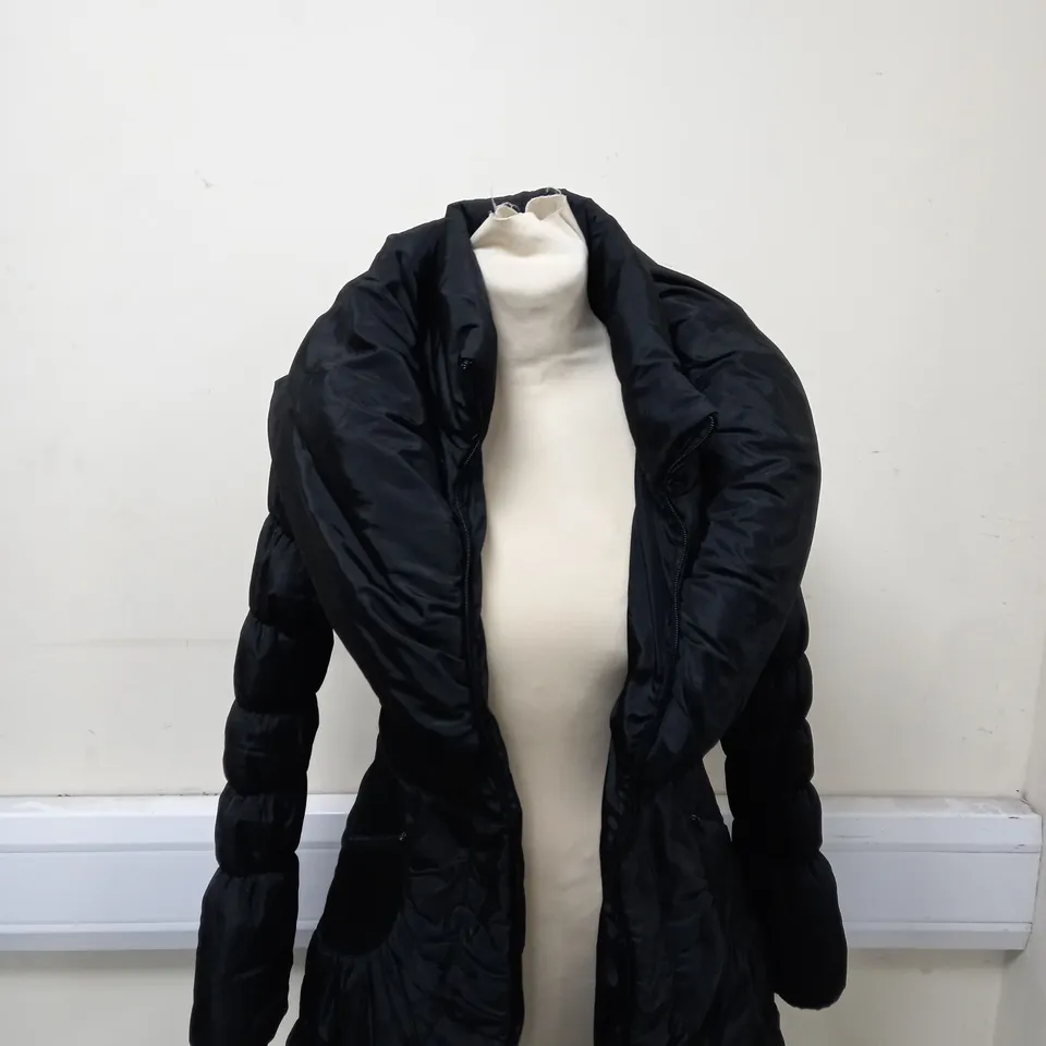 WOMENS PETITE BUBBLE COAT SIZE UNSPECIFIED