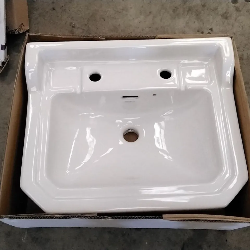 SHIRES WAVERLEY CLASSIC WHITE CERAMIC BASIN